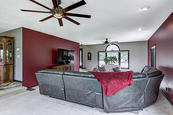 02 - Living Room-3