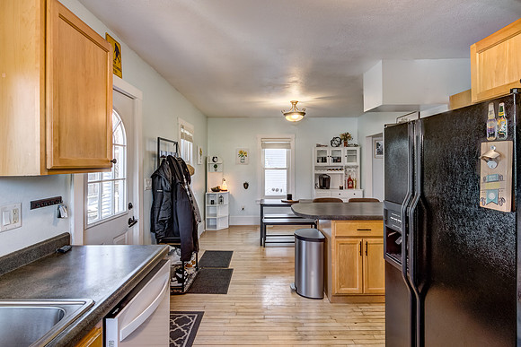 03 - Kitchen-3