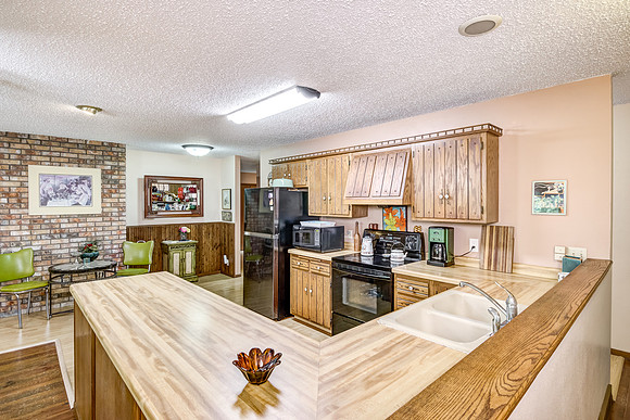 03 - Kitchen-4