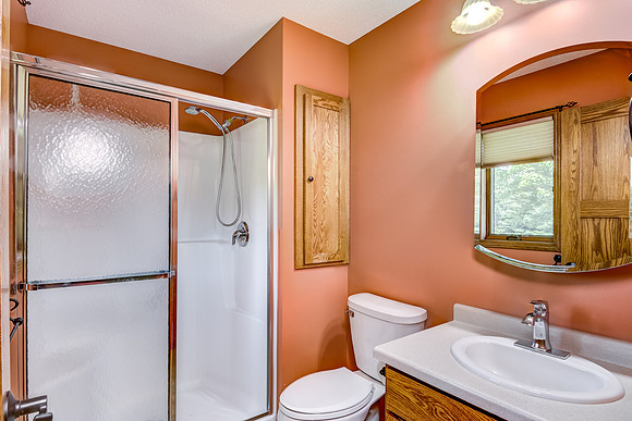 07 - Primary Bathroom-1