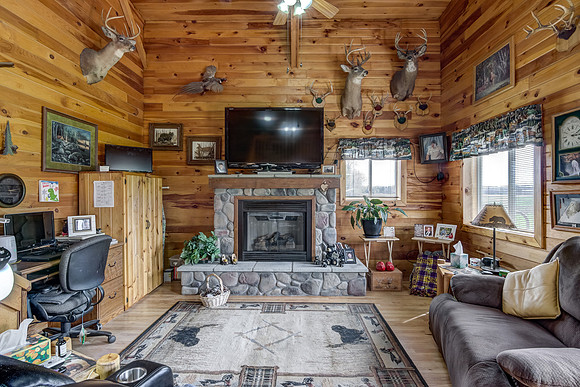 02 - Living Room-2