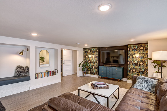 02 - Living Room-3