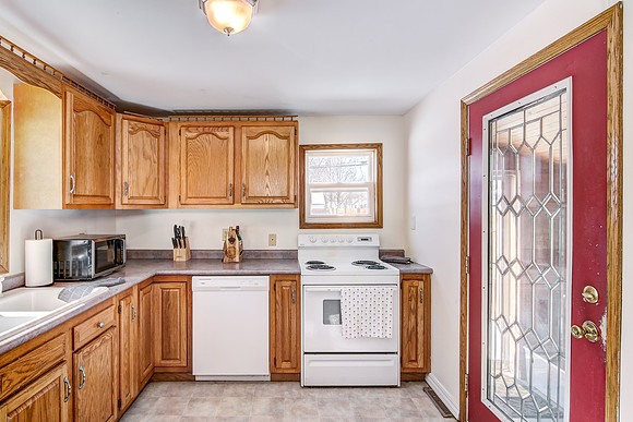 03 - Kitchen-8c