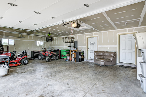 17a - Garage-1