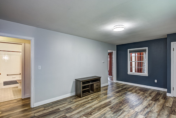 02 - Living Room-3