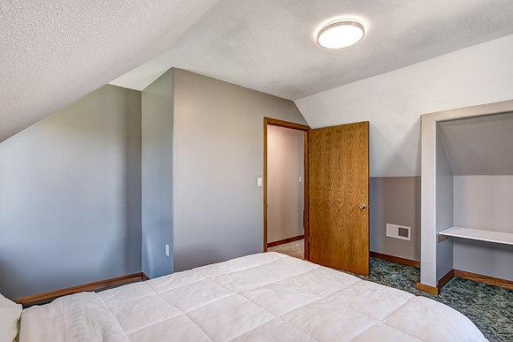 11 - Upper Level Bedroom - 1-2