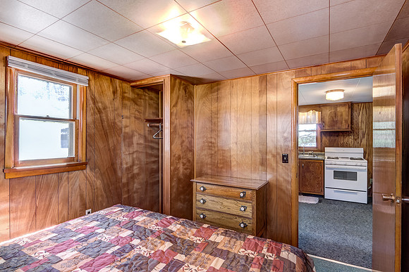 10 - Main Level Bedroom - 3-2