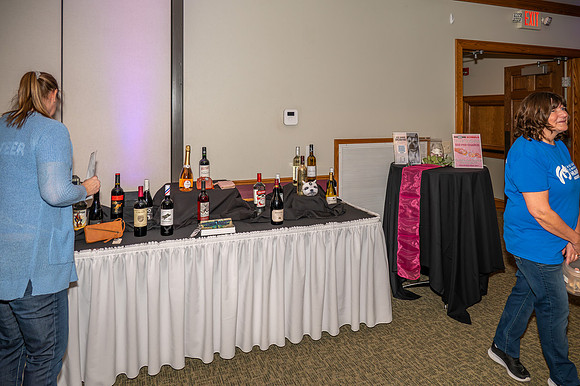 Tim Abraham - 21 -Purses for Paws 25-13