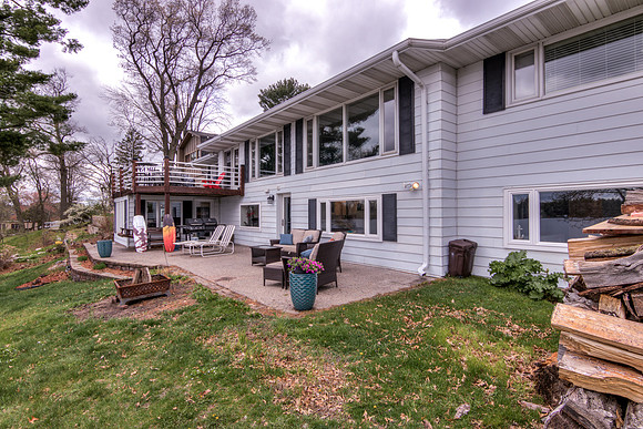 19 - Backyard-03