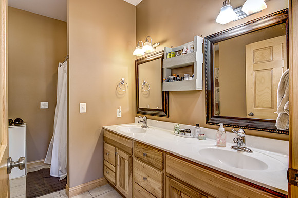 07 - Primary Bathroom-1-Edit