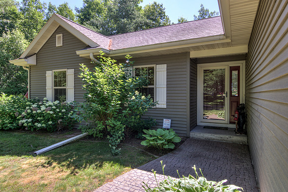 20 - Exterior-1