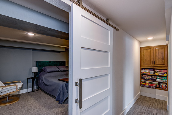16A - Interior-1