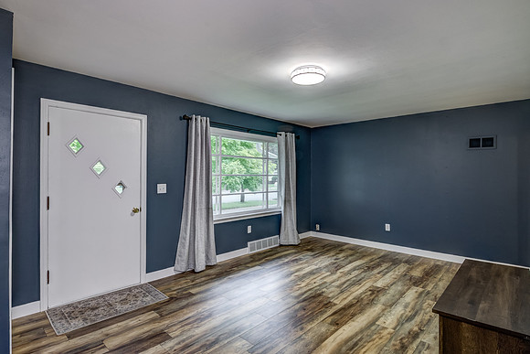 02 - Living Room-1