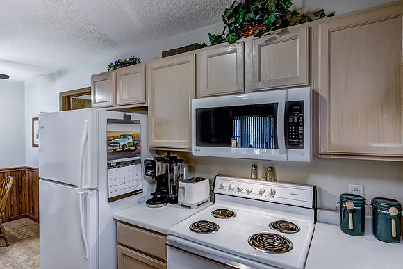 03 - Kitchen-5