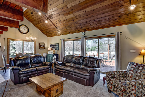 x - 02 - Living Room-6-Edit