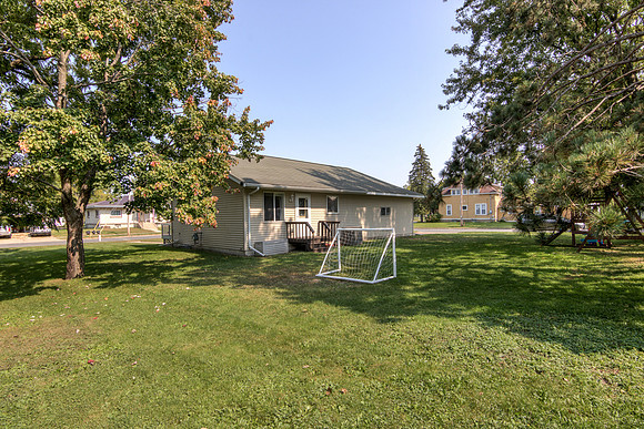 19 - Backyard-2