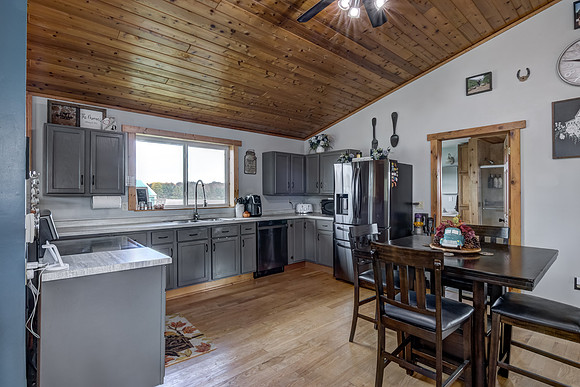 03 - Kitchen-1