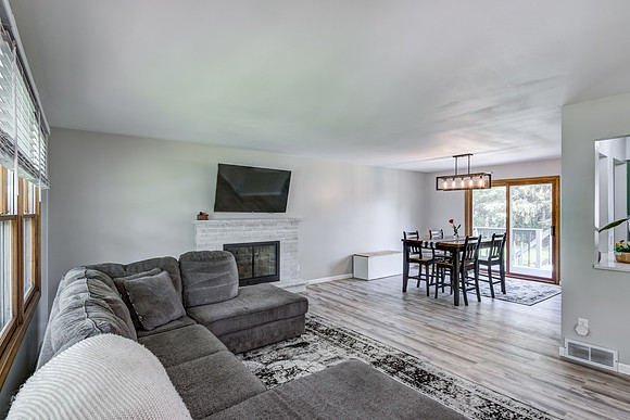 02 - Living Room-5