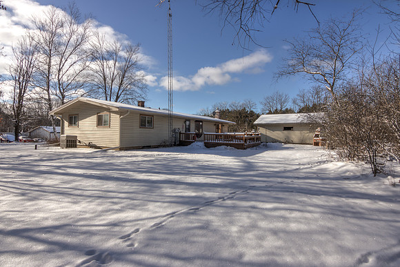 19 - Backyard-05