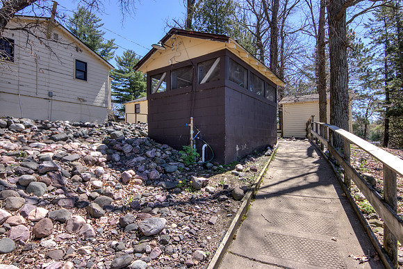 01b - FISH HOUSE-2