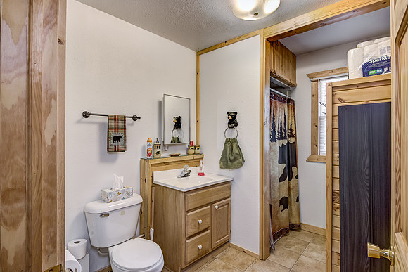 12b - Bathroom-1