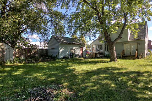 19 - Backyard-3