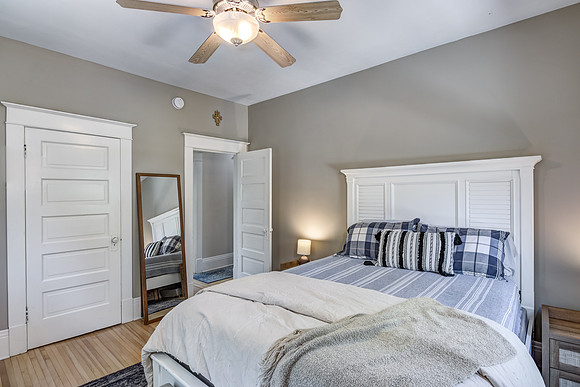 11 - Upper Level Bedroom - 1-2