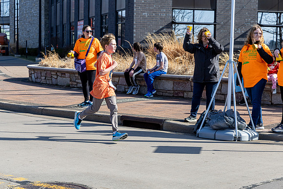 Darren Hoeppner - _HR63856-267