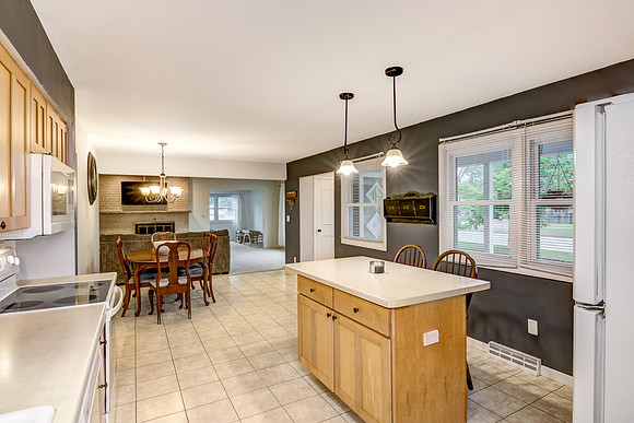 03 - Kitchen-3