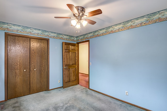 11 - Upper Level Bedroom - 2-2