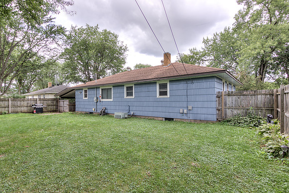19 - Backyard-4-2