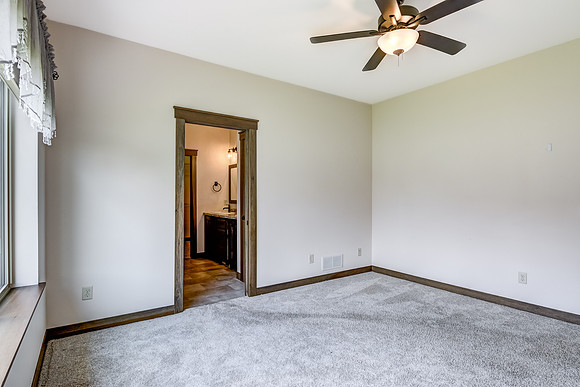 06 - Primary Bedroom-2