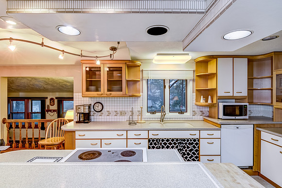 03 - Kitchen-6