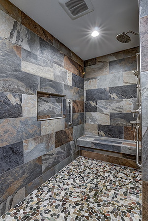 07 - Primary Bathroom-5