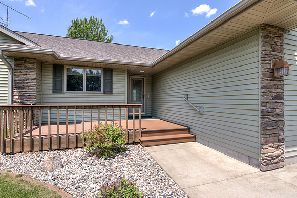 20 - Exterior-1