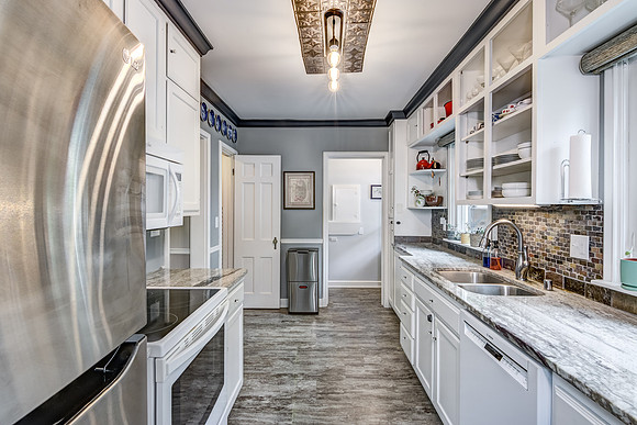 03 - Kitchen-3