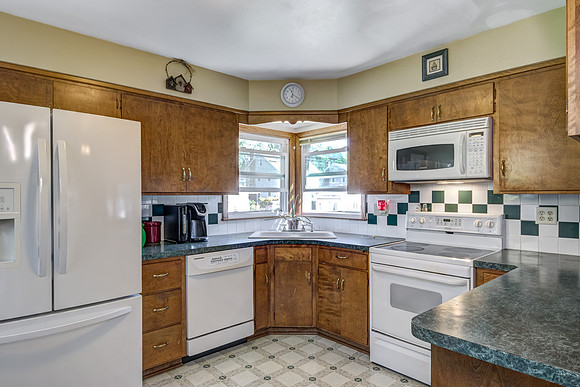 03 - Kitchen-2