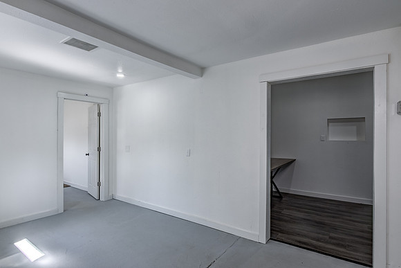 03 - Kitchen-6